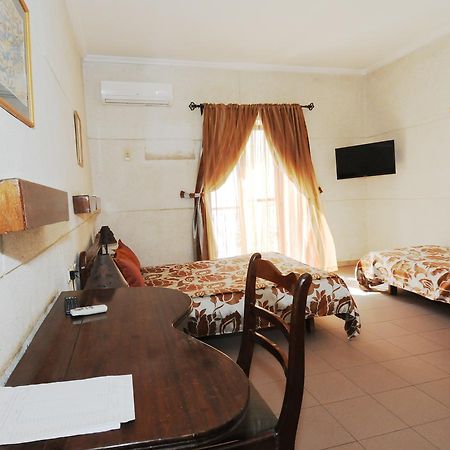 Hotel De La Poste Saint-Louis Dış mekan fotoğraf