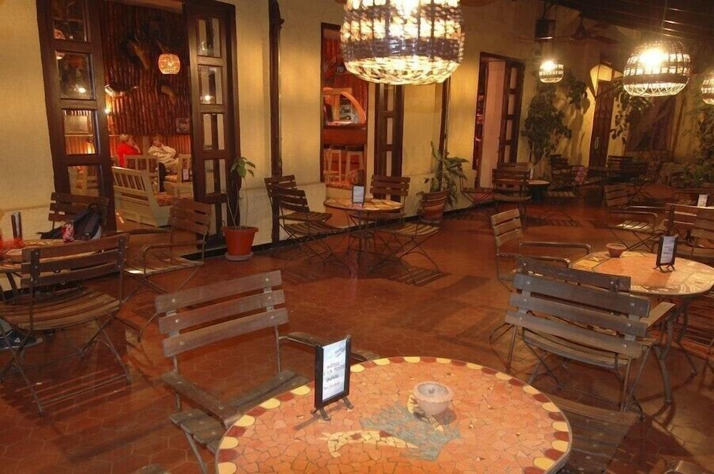 Hotel De La Poste Saint-Louis Dış mekan fotoğraf