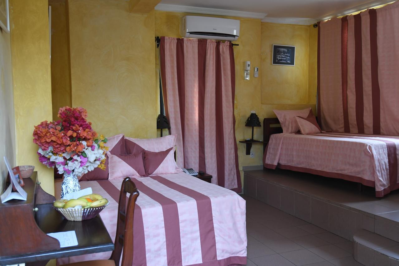 Hotel De La Poste Saint-Louis Dış mekan fotoğraf